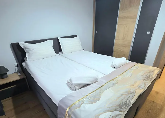 Premium Smart Mir 28 * Várna