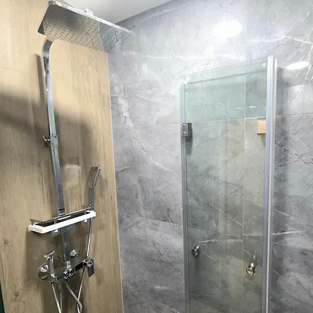 Apartment Premium Smart Mir 28 Self Check-in And Free Private Parking