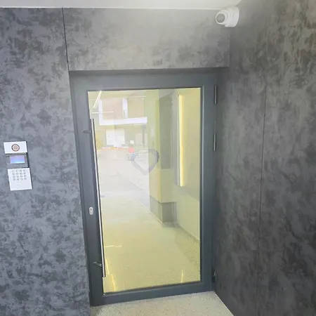 Apartment Premium Smart Mir 28 Self Check-in And Free Private Parking *